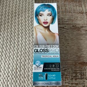 Colour Freedom Gloss Pro Semi Permanent color mask tropical aqua